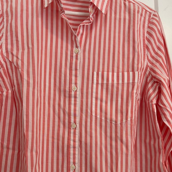 Old Navy Pinstripe Button Up Shirt - Picture 4 of 4